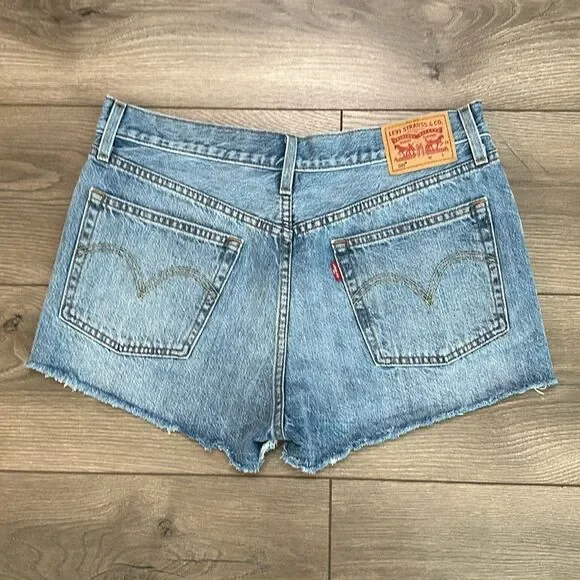 Levi’s 501 High Rise Button Fly Cut Off Blue‎ Jean Shorts Size 30 - Picture 3 of 13